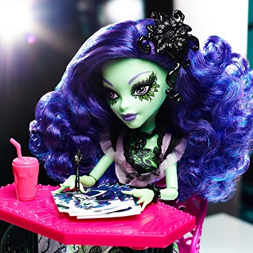 monster high amanita doll