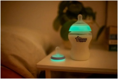 Tommee Tippee Closer to Nature Glow Bottle and Breast Like